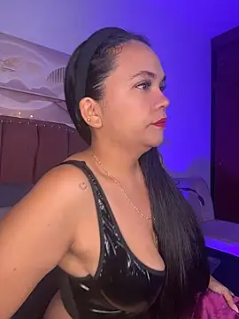 NoahJade online show from June 14, 10:49 am