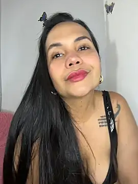 NoahJade online show from July 28, 9:36 pm