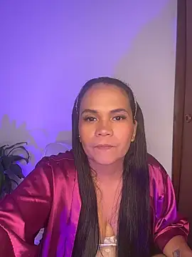 NoahJade online show from June 10, 9:27 pm