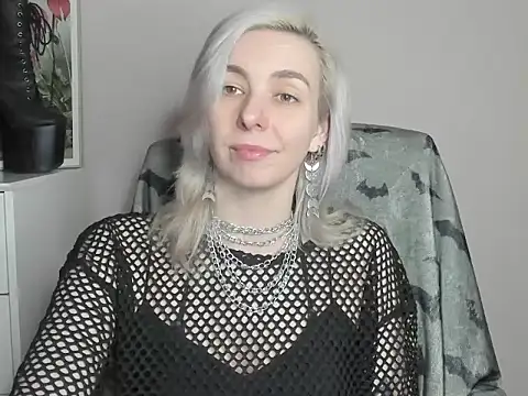 velvetanne online show from July 6, 6:42 am