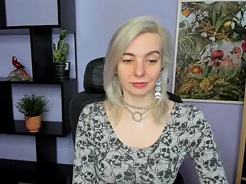 velvetanne online show from May 20, 6:21 am