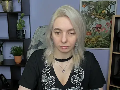 velvetanne online show from June 1, 6:24 am