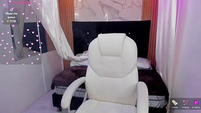 Sara Sweet03 online show from May 27, 1:29 pm