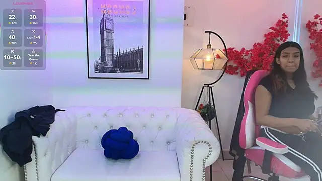 Stephany triana online show from May 26, 3:37 am