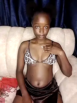 Snapshot of Ebonybliss_ chatting on May 27, 10:11 am Ebonybliss online show from May 27, 10:11 am