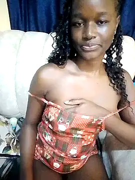 Snapshot of Ebonybliss_ chatting on June 7, 2:22 pm Ebonybliss online show from June 7, 2:22 pm