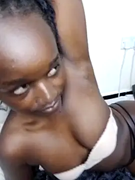 Snapshot of Ebonybliss_ chatting on June 25, 9:20 pm Ebonybliss online show from June 25, 9:20 pm