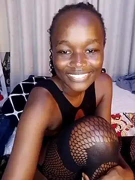 Snapshot of Ebonybliss_ chatting on July 3, 9:10 pm Ebonybliss online show from July 3, 9:10 pm