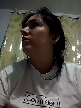 Snapshot of dhanya_moon chatting on June 16, 2:22 am dhanya moon online show from June 16, 2:22 am