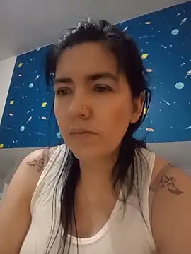 Snapshot of dhanya_moon chatting on June 5, 10:26 pm dhanya moon online show from June 5, 10:26 pm