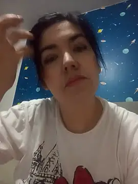 Snapshot of dhanya_moon chatting on June 4, 11:42 pm dhanya moon online show from June 4, 11:42 pm