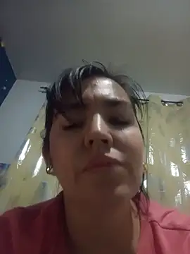 Snapshot of dhanya_moon chatting on June 14, 4:46 am dhanya moon online show from June 14, 4:46 am