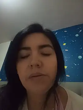 Snapshot of dhanya_moon chatting on May 27, 1:57 am dhanya moon online show from May 27, 1:57 am