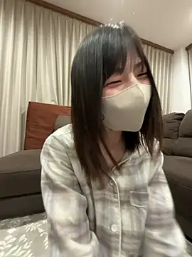 Snapshot of mayumichan13_v chatting on May 21, 8:28 pm mayumichan13 v online show from May 21, 8:28 pm