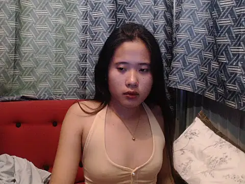 Snapshot of petiteasian_pinaygirl chatting on July 6, 1:12 am petiteasian pinaygirl online show from July 6, 1:12 am