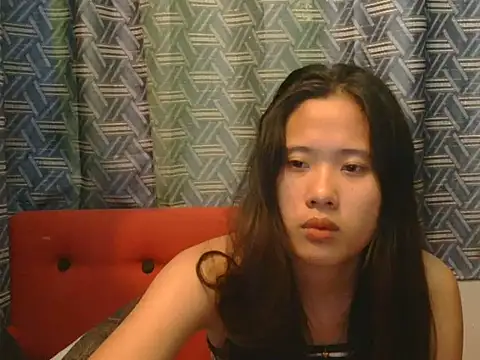 Snapshot of petiteasian_pinaygirl chatting on June 16, 12:54 am petiteasian pinaygirl online show from June 16, 12:54 am
