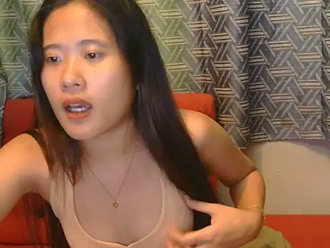 Snapshot of petiteasian_pinaygirl chatting on June 7, 2:06 am petiteasian pinaygirl online show from June 7, 2:06 am