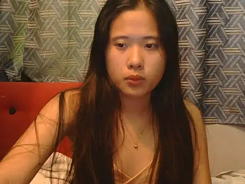 Snapshot of petiteasian_pinaygirl chatting on June 20, 2:38 am petiteasian pinaygirl online show from June 20, 2:38 am