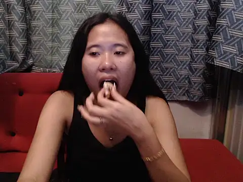 Snapshot of petiteasian_pinaygirl chatting on July 10, 1:38 am petiteasian pinaygirl online show from July 10, 1:38 am