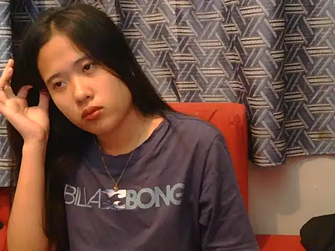 Snapshot of petiteasian_pinaygirl chatting on June 10, 4:08 pm petiteasian pinaygirl online show from June 10, 4:08 pm