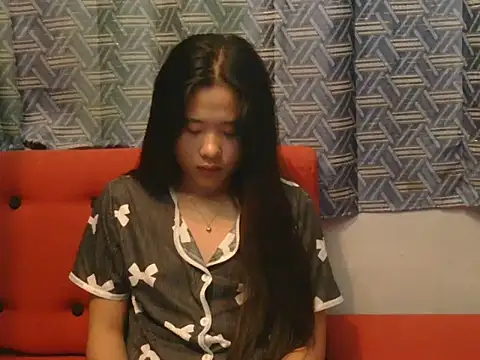 Snapshot of petiteasian_pinaygirl chatting on July 2, 5:02 am petiteasian pinaygirl online show from July 2, 5:02 am