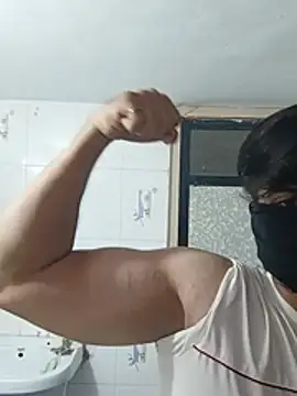 adil cute online show from May 22, 11:52 am