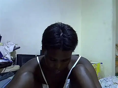 Snapshot of cute_aliyah chatting on May 29, 8:48 pm cute aliyah online show from May 29, 8:48 pm