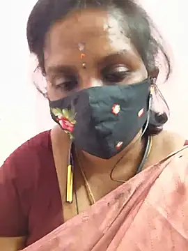 Snapshot of CuteTamizhachi chatting on July 1, 6:30 pm CuteTamizhachi online show from July 1, 6:30 pm