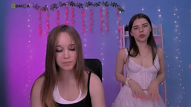 Snapshot of lyra_desire chatting on June 25, 7:30 pm lyra desire online show from June 25, 7:30 pm