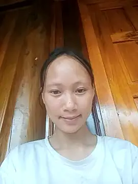Snapshot of hellenmay11 chatting on June 7, 9:58 am hellenmay11 online show from June 7, 9:58 am