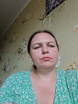 Snapshot of Meri_a chatting on June 25, 12:54 pm Meri a online show from June 25, 12:54 pm