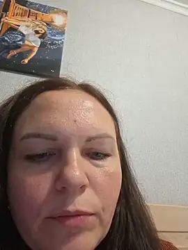 Snapshot of Meri_a chatting on June 14, 5:36 pm Meri a online show from June 14, 5:36 pm