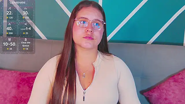 Snapshot of Lia_Avalon chatting on June 4, 12:43 pm Lia Avalon online show from June 4, 12:43 pm