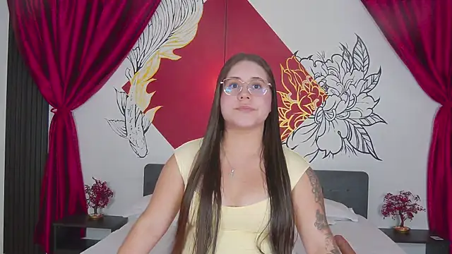 Snapshot of Lia_Avalon chatting on June 17, 12:59 pm Lia Avalon online show from June 17, 12:59 pm