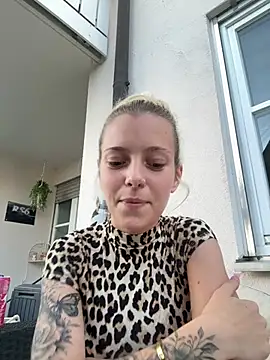 AnnaCherie online show from May 28, 6:03 pm