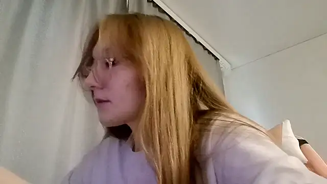 LauraTurber online show from May 24, 3:34 pm