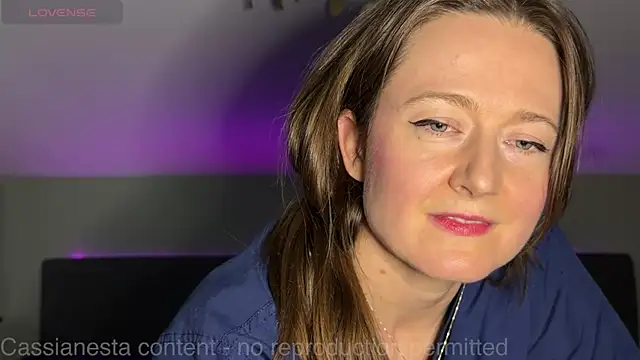 Snapshot of Cassianesta chatting on May 22, 6:17 pm Cassianesta online show from May 22, 6:17 pm