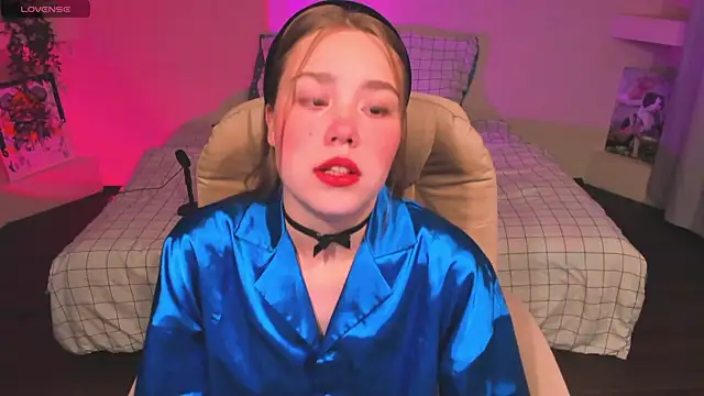 Muse228 online show from June 2, 10:21 pm