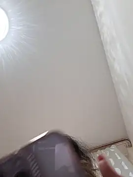 JessicaNichols  online show from June 21, 3:18 pm