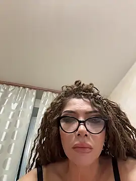 JessicaNichols  online show from May 30, 2:01 pm