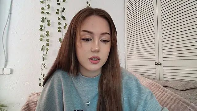 silver grl online show from May 25, 3:06 am