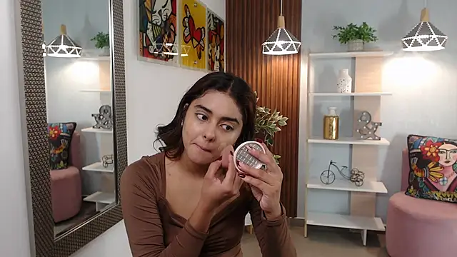 Snapshot of _Lucy_Grey_ chatting on May 21, 11:07 am Lucy Grey online show from May 21, 11:07 am