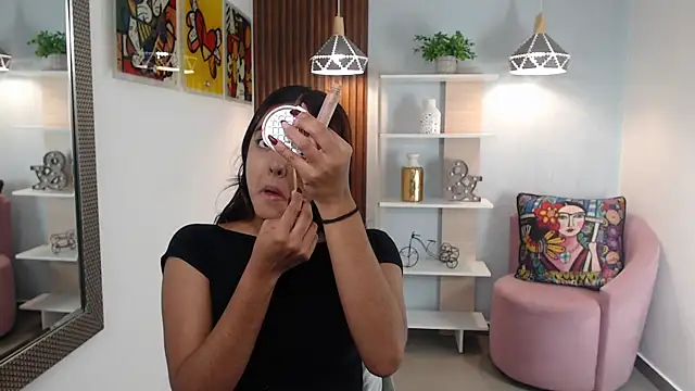 Snapshot of _Lucy_Grey_ chatting on May 22, 11:08 am Lucy Grey online show from May 22, 11:08 am