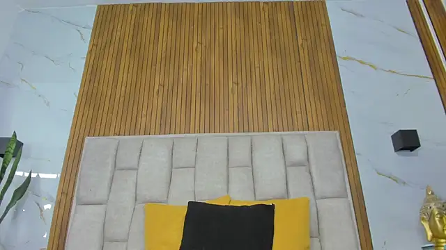 Snapshot of Ivy_grayy_ chatting on June 16, 6:08 pm Ivy grayy online show from June 16, 6:08 pm