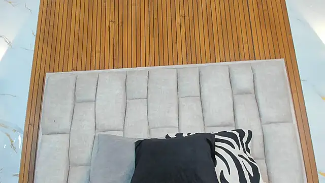 Snapshot of Ivy_grayy_ chatting on July 2, 6:03 pm Ivy grayy online show from July 2, 6:03 pm
