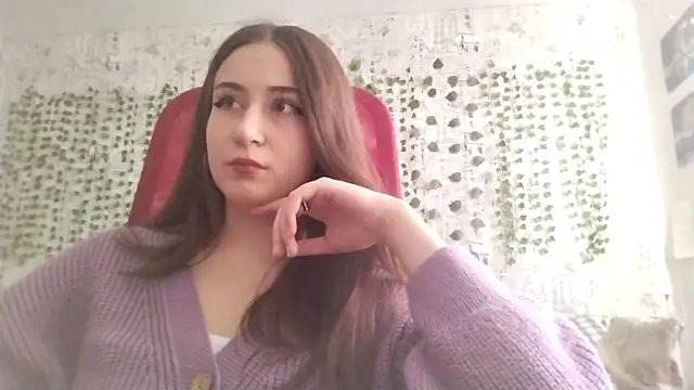 Pollykiss online show from July 16, 10:45 am