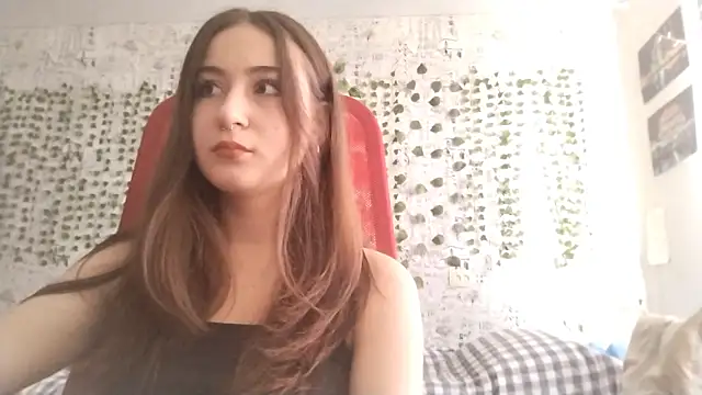 Pollykiss online show from July 3, 9:38 am