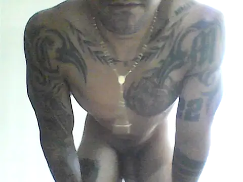 Snapshot of musclebody12 chatting on May 19, 9:33 pm musclebody12 online show from May 19, 9:33 pm