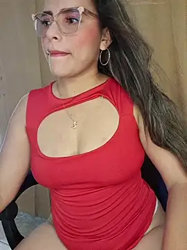 Snapshot of Estrella_em chatting on May 22, 6:39 pm Estrella em online show from May 22, 6:39 pm