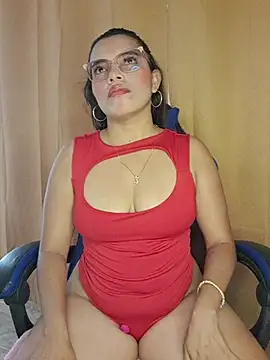 Snapshot of Estrella_em chatting on May 26, 6:17 pm Estrella em online show from May 26, 6:17 pm